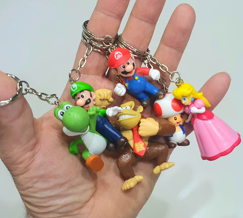 Super Mario Sleutelhanger Set - 6 Stuks- Mario - Luigi - Peach - Yoshi - Dk - Toad